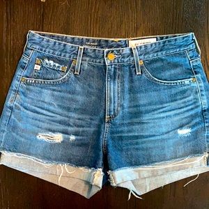 Women’s AG The Hailey Shorts Size 28